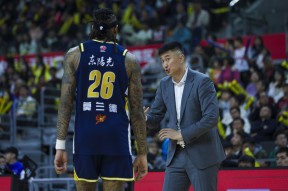 天博体育官方网站窗口期山东男篮调整名单以备法国杯，主帅复盘环节打磨，震撼外界，更衣室氛围转暖的简单介绍